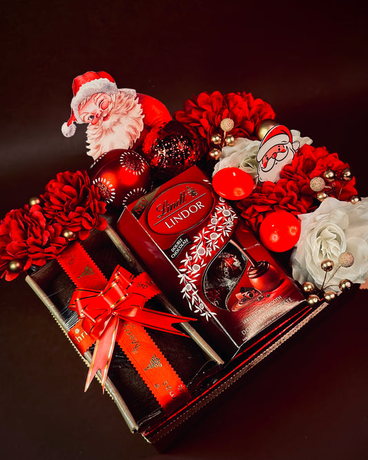 The Cozy Christmas Crate - Luxe Edition